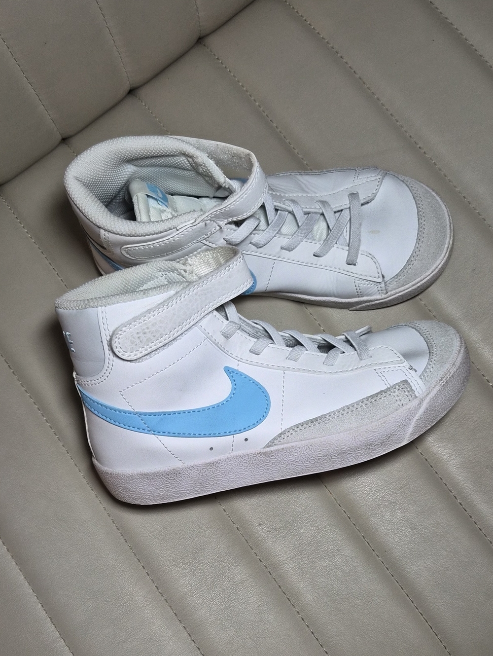 Nike Kids Blazer Mid-Top Sneakers in White and Light Blue 2Y